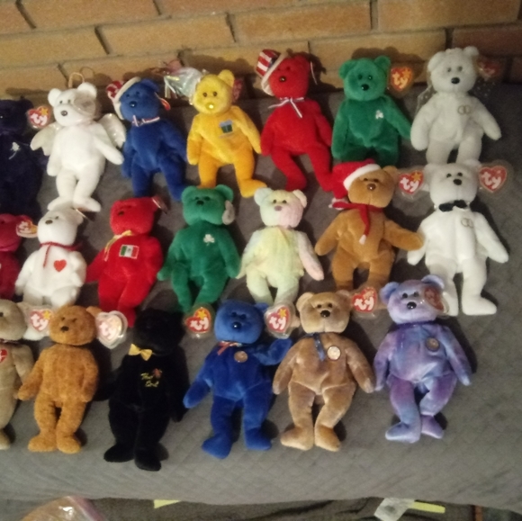 Bear lot - Picture 2 of 3